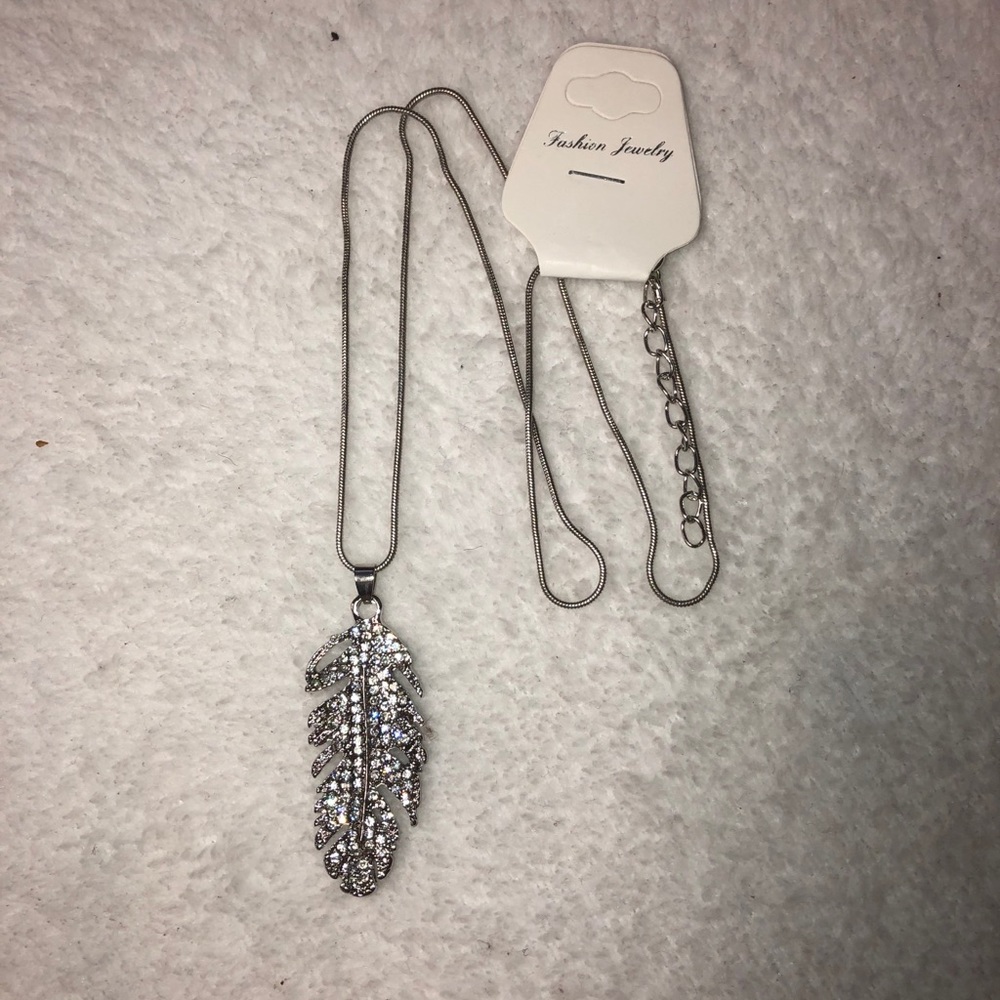 Feather necklace!